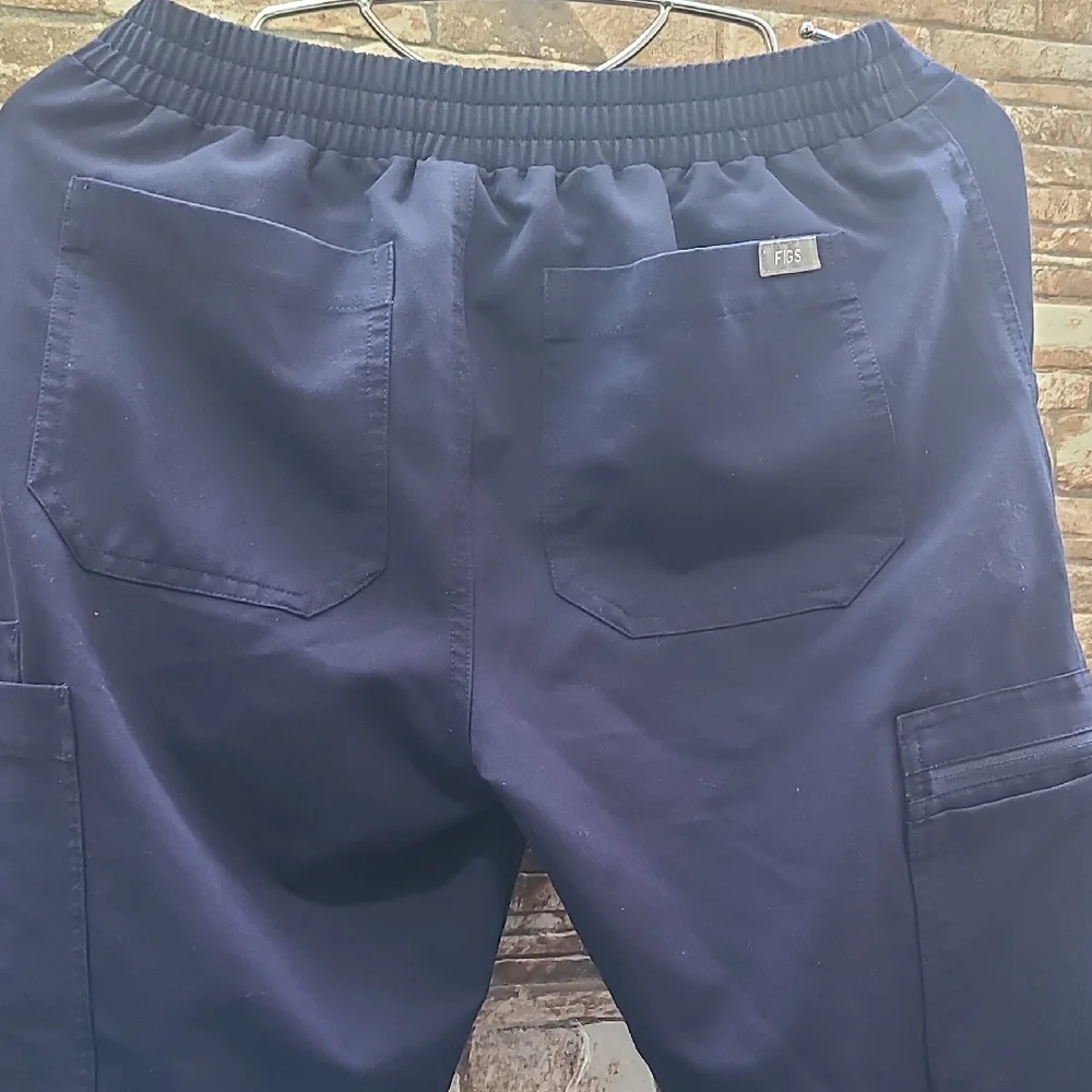 Figs Men's Deep Blue Joggers
